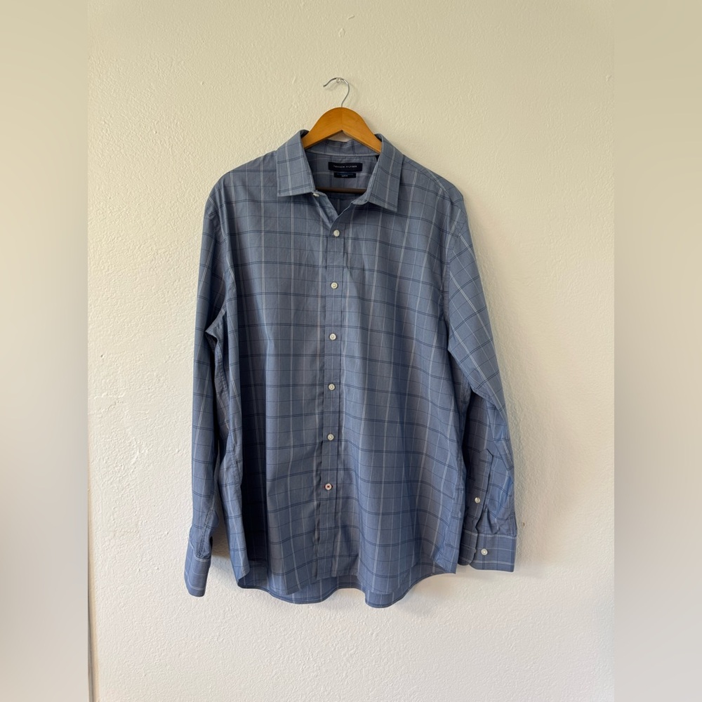 Tommy Hilfiger Men's Blue Plaid Button Down Shirt, Size 2XL